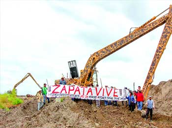 Ejidatarios protestan en San Salvador Atenco