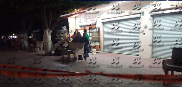 Un lesionado en robo a joyería