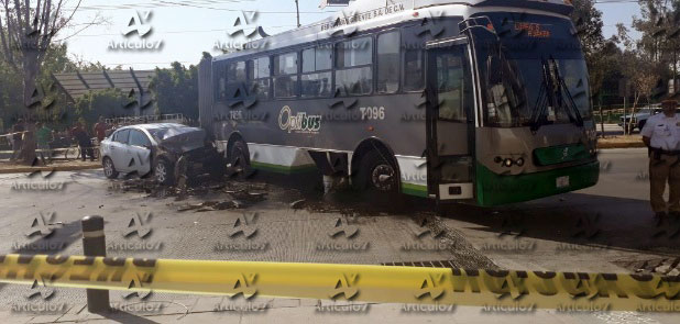 Chocan contra oruga en León , muere mujer