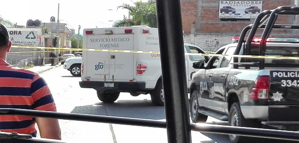 Encuentran mujer muerta en predio en San Pancho