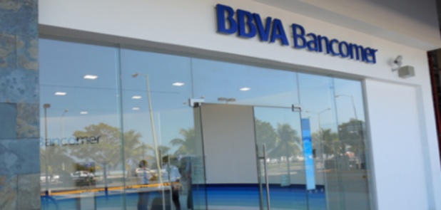 Lo asaltan al salir del banco le quitan 52mil