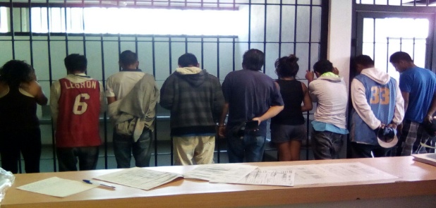 Detienen a nueve tras denuncia ciudadana
