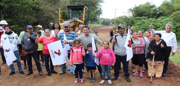 Inicia obra del camino a San Agustín