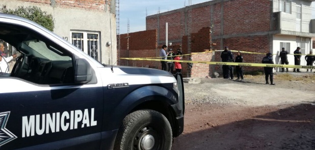 Abatido a balazos en su casa